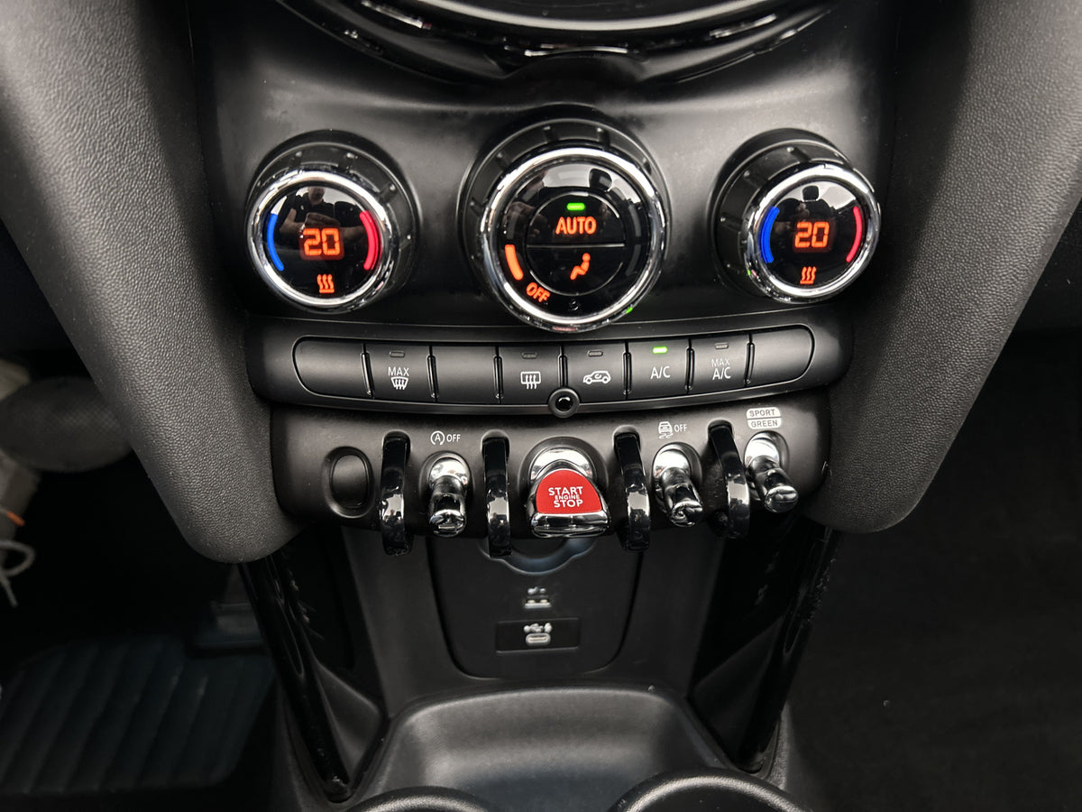MINI Cooper Cabrio Mini 1.5 Camden/Leder/Carplay/LED/Clima/Navi 45650699 afbeelding 18 hexon-img:dca80206f522f259