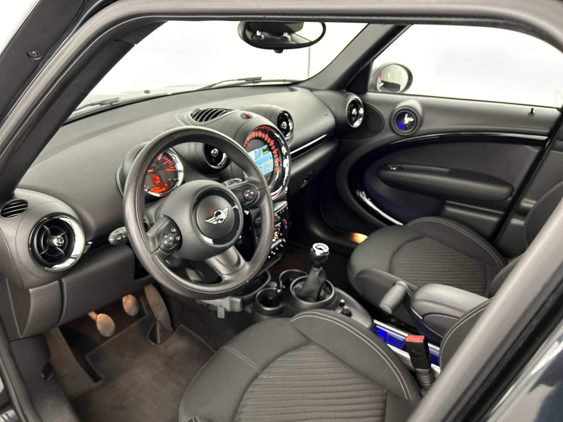 MINI Countryman Mini 1.6 Knockout Black-Edition Climate/Xenon/Park.sens/17'LMV 52529682 afbeelding 43 hexon-img:3bd7ad4723888a01