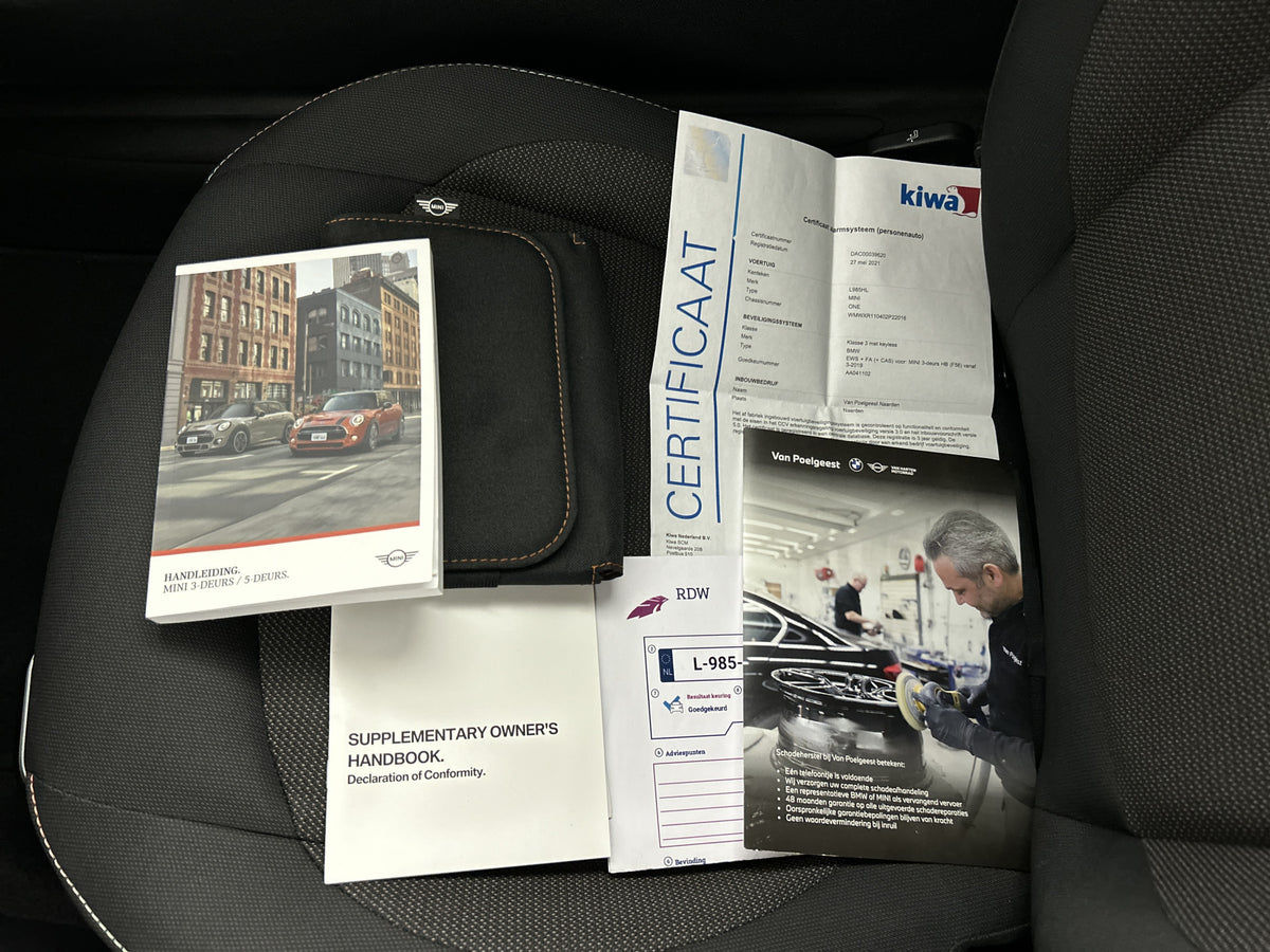 MINI 3-Deurs 1.5 Classic Facelift Digital Cockpit/Carplay/Navi/Keyless entry/Park.sens 53909480 afbeelding 29 hexon-img:84b054c1e60d7e2c
