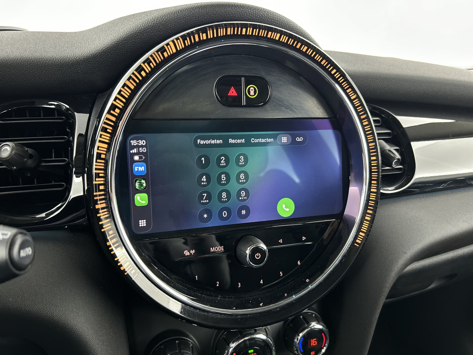 MINI Cooper Mini 1.5 Camden Plus Pano-dak/Head-Up Display/Camera/Leder 54395969 afbeelding 27 hexon-img:6a094e5aa0c078cc