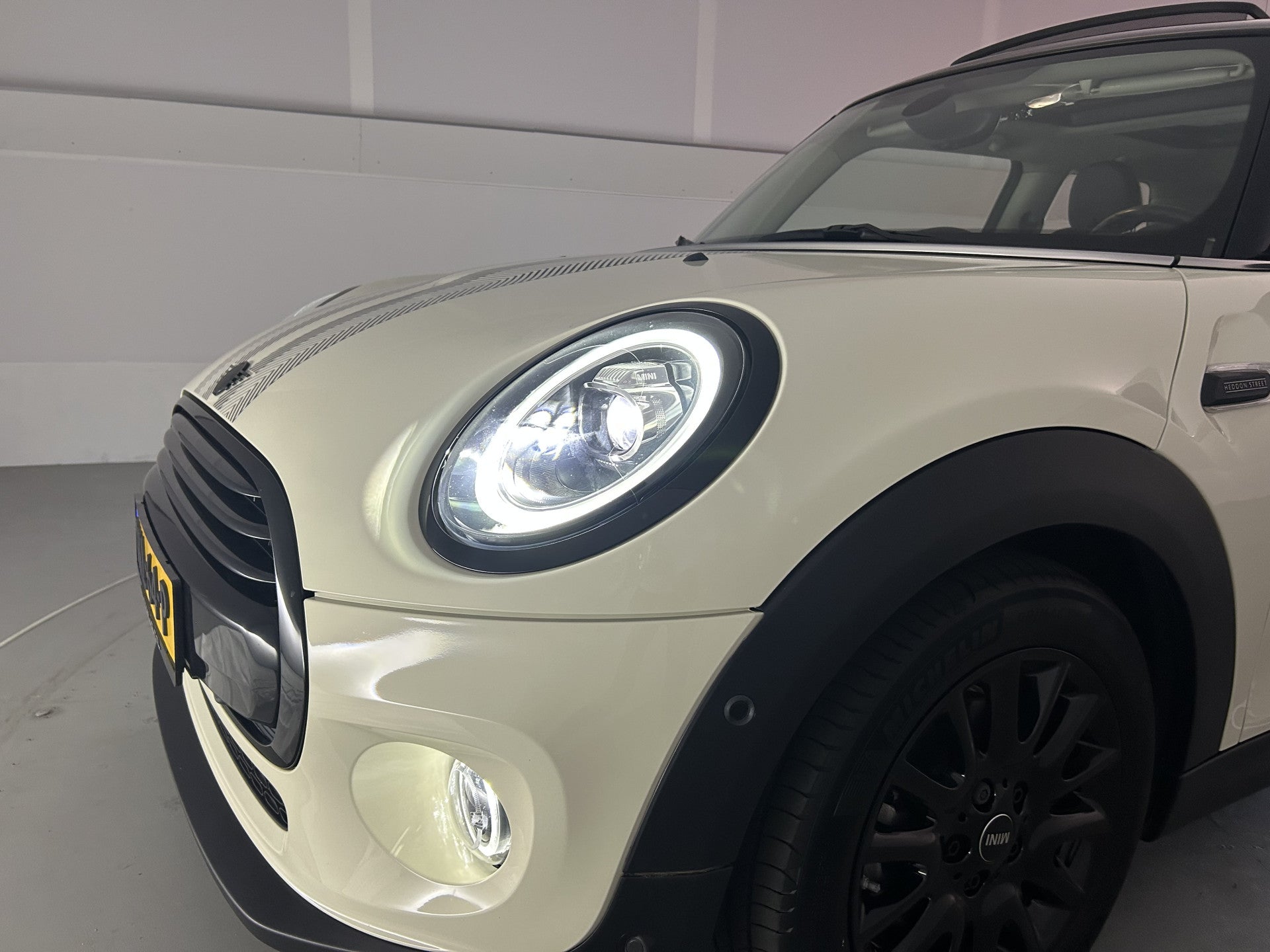 MINI Cooper 1.5 136 PK Aut. Heddon Street Ed. Pano-dak/Sportstoelen/Carplay 54513288 afbeelding 27 hexon-img:1964f64bf942d40a
