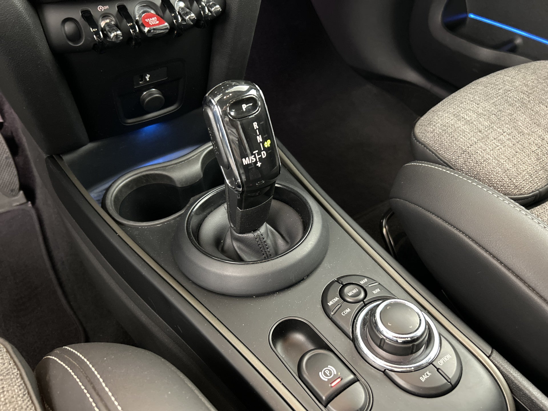MINI Countryman 1.5 Cooper Business Edition 55865058 afbeelding 23 hexon-img:b6db95a36e07c385