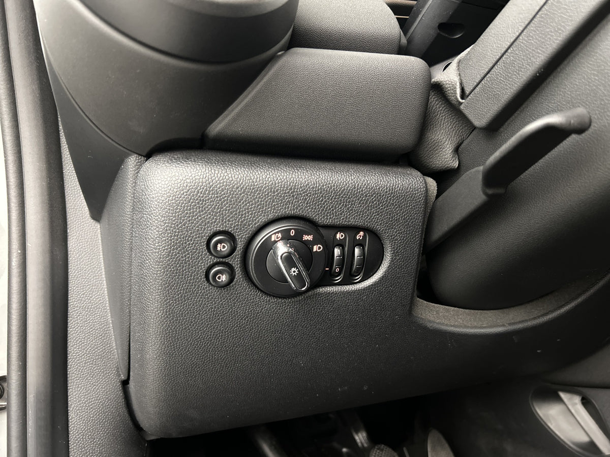 MINI Cooper 1.5 one Classic Facelift Digital Cockpit/Carplay/Navi/Keyless entry/Park.sens 56050895 afbeelding 11 hexon-img:87199a869c0f60d1