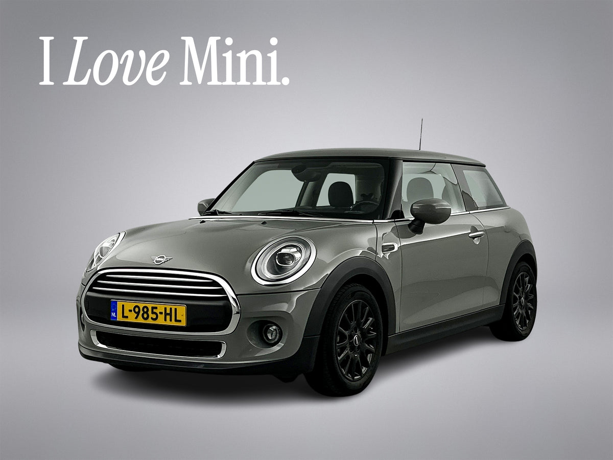 MINI Cooper 1.5 one Classic Facelift Digital Cockpit/Carplay/Navi/Keyless entry/Park.sens 56050895 afbeelding 1 hexon-img:df9980ee0408a132