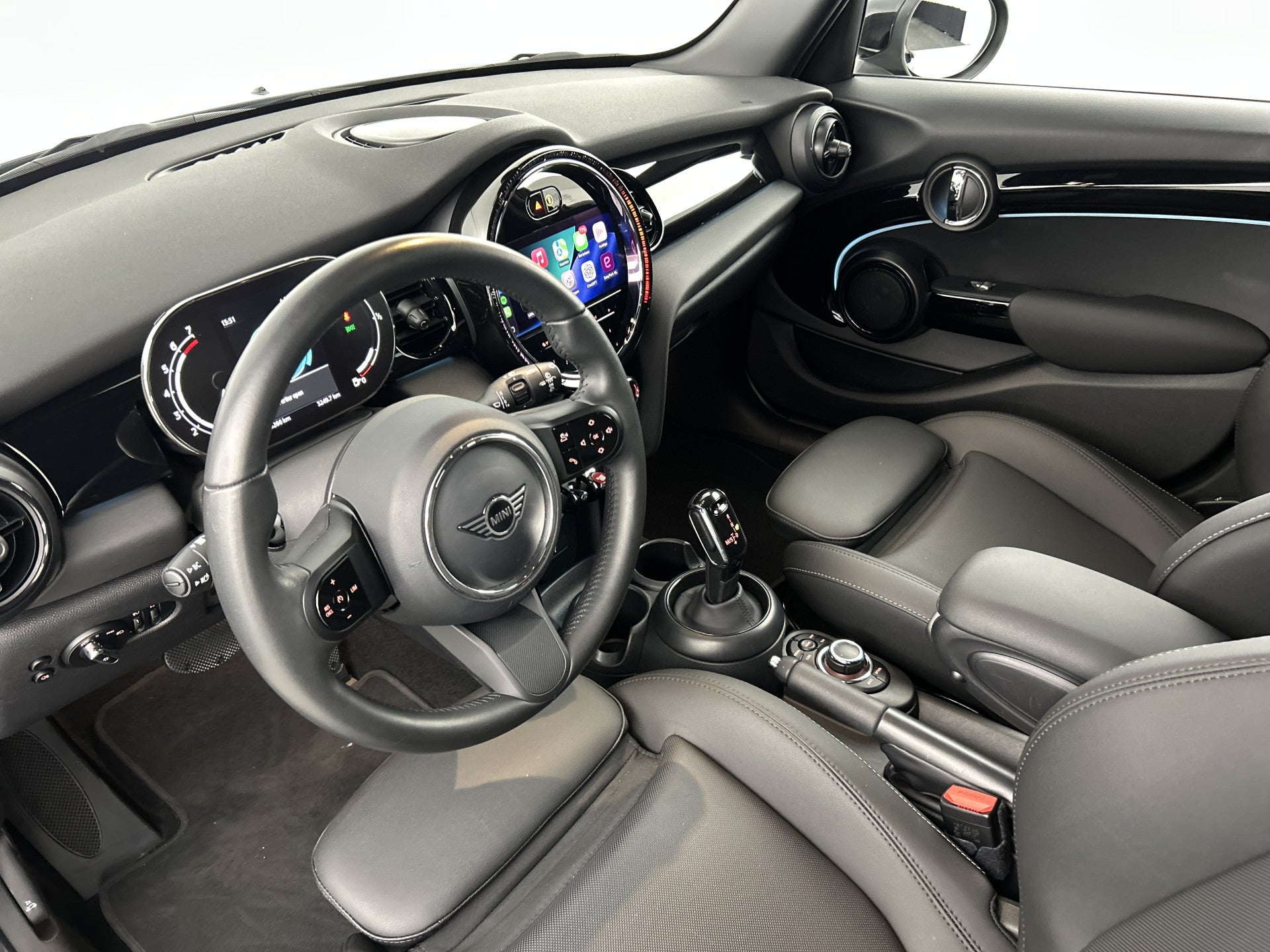 MINI 5-Deurs 1.5 Aut. Cooper Camden Black-Ed. Leder/Sportstoelen/Digi.Dashboard 56228911 afbeelding 13 hexon-img:ad2e18fdbe86a256