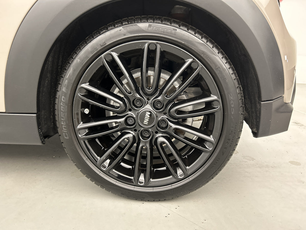 MINI Cooper 1.5 Aut. Premium Pano-dak/Leder/Sportstoelen/Camera/Keyless 56632503 afbeelding 29 hexon-img:54f3cc7d1344f697
