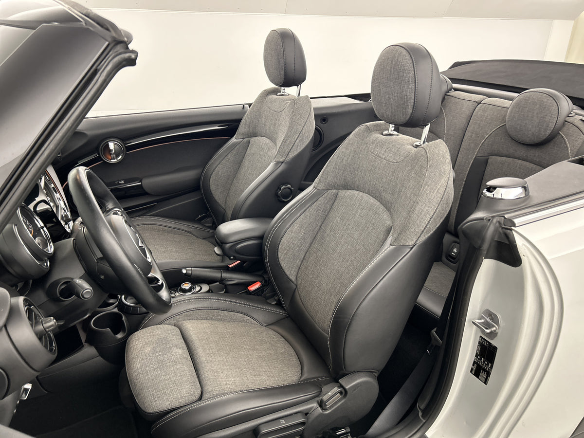 MINI Cooper Cabrio 1.5 PDC V+A/Stoelverwarming/Navi/LMV 56792563 afbeelding 14 hexon-img:7bf9e8e31cc14507