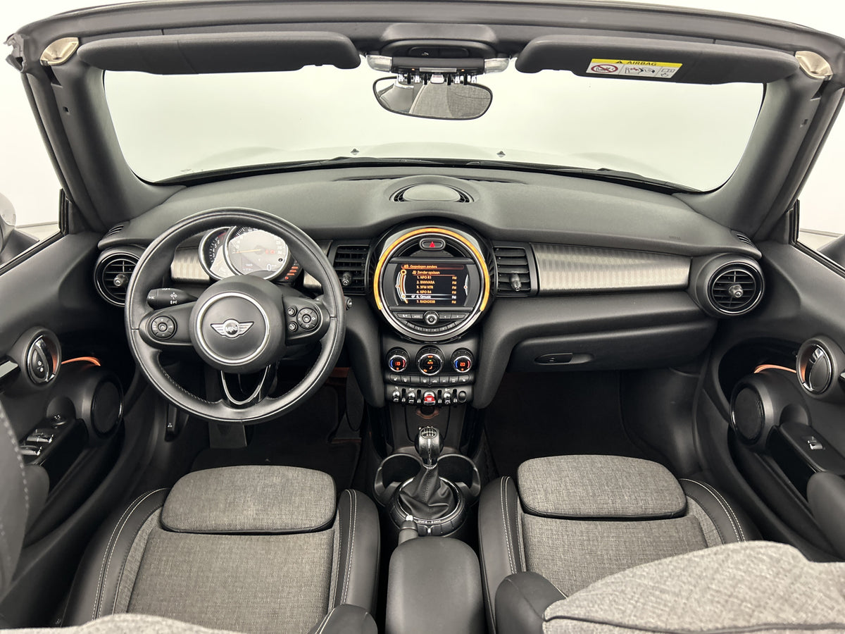MINI Cooper Cabrio 1.5 PDC V+A/Stoelverwarming/Navi/LMV 56792563 afbeelding 15 hexon-img:bcb438ca2db21cd5