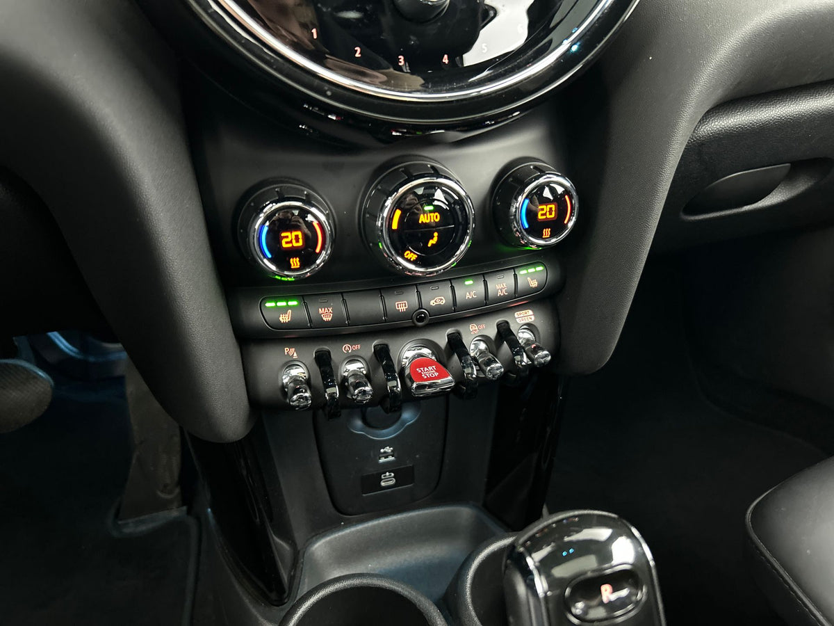 MINI 5-Deurs 1.5 Cooper MINI Yours Pano-dak/Leder/Camera/Head-Up Display 57800915 afbeelding 29 hexon-img:e44135593cc52830