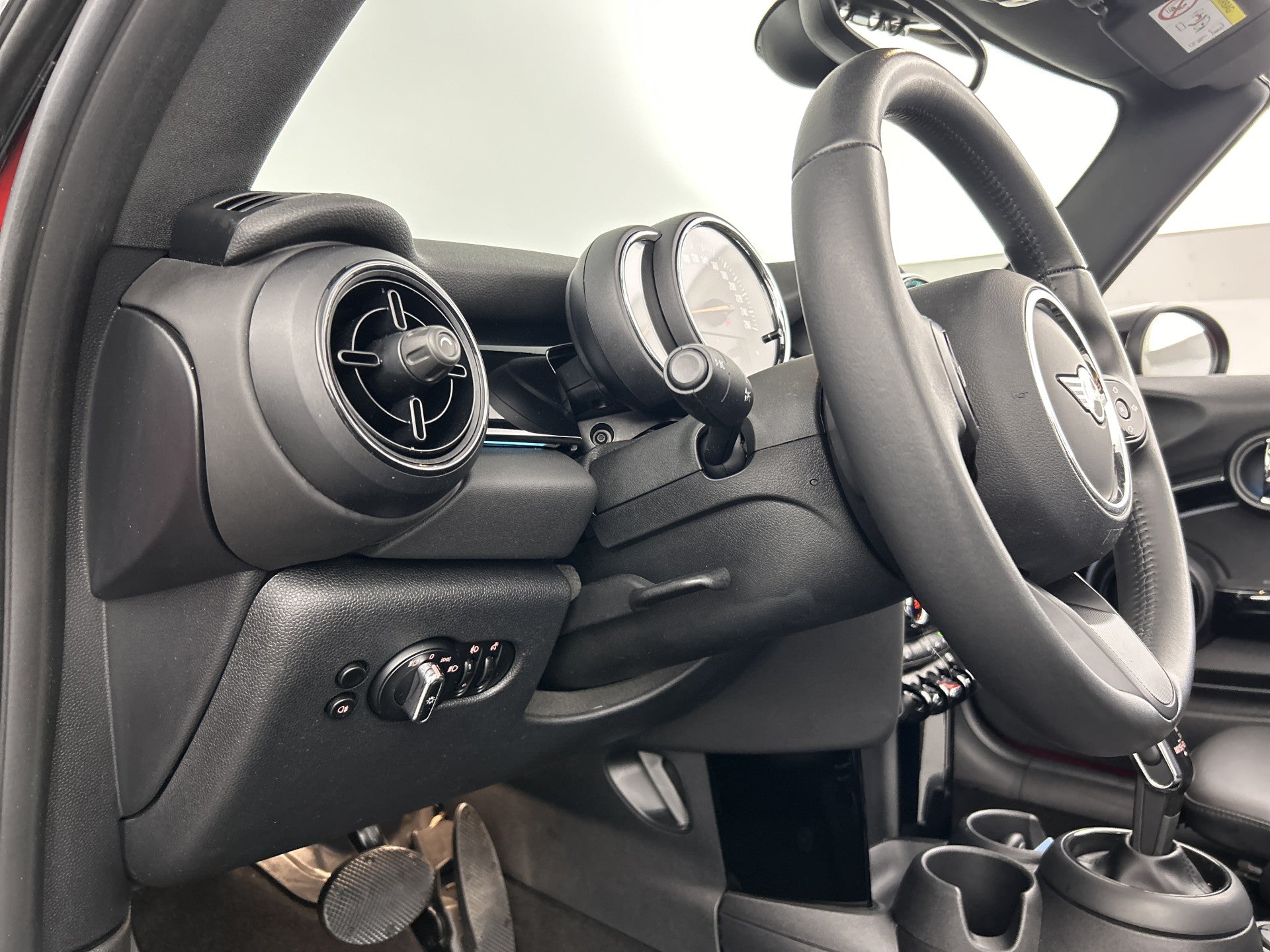MINI Cooper Cabrio Mini 1.5 Camden/Leder/Carplay/LED/Clima/Navi 45650699 afbeelding 17 hexon-img:1bf2558bc570401a