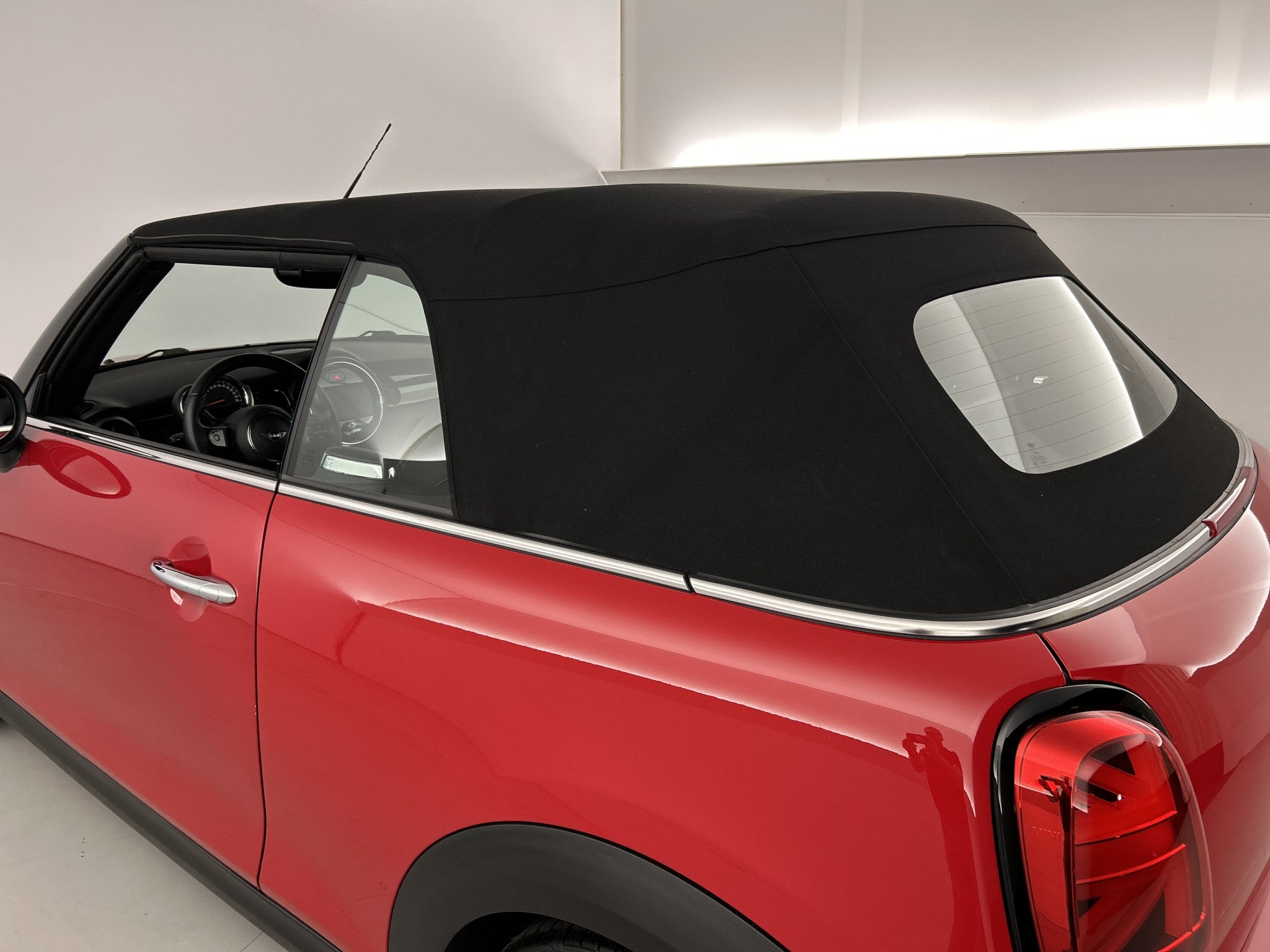 MINI Cooper Cabrio Mini 1.5 Camden/Leder/Carplay/LED/Clima/Navi 45650699 afbeelding 27 hexon-img:5a403d21908e11c8