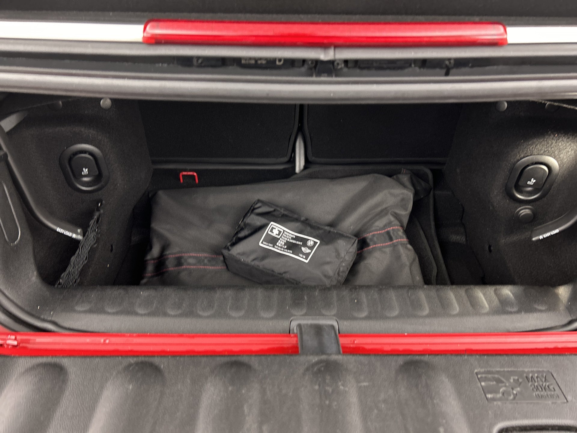 MINI Cooper Cabrio Mini 1.5 Camden/Leder/Carplay/LED/Clima/Navi 45650699 afbeelding 49 hexon-img:deb72494c488df3e