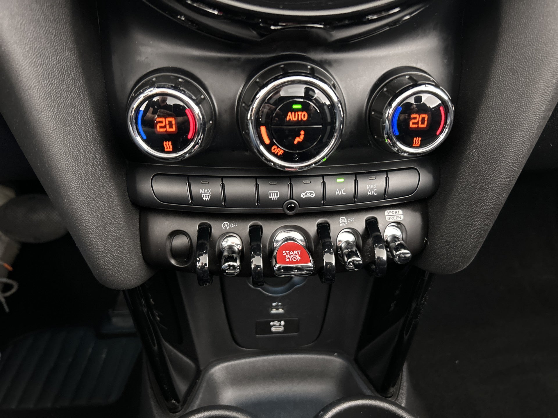 MINI Cooper Cabrio Mini 1.5 Camden/Leder/Carplay/LED/Clima/Navi 45650699 afbeelding 55 hexon-img:02e28722996f48de