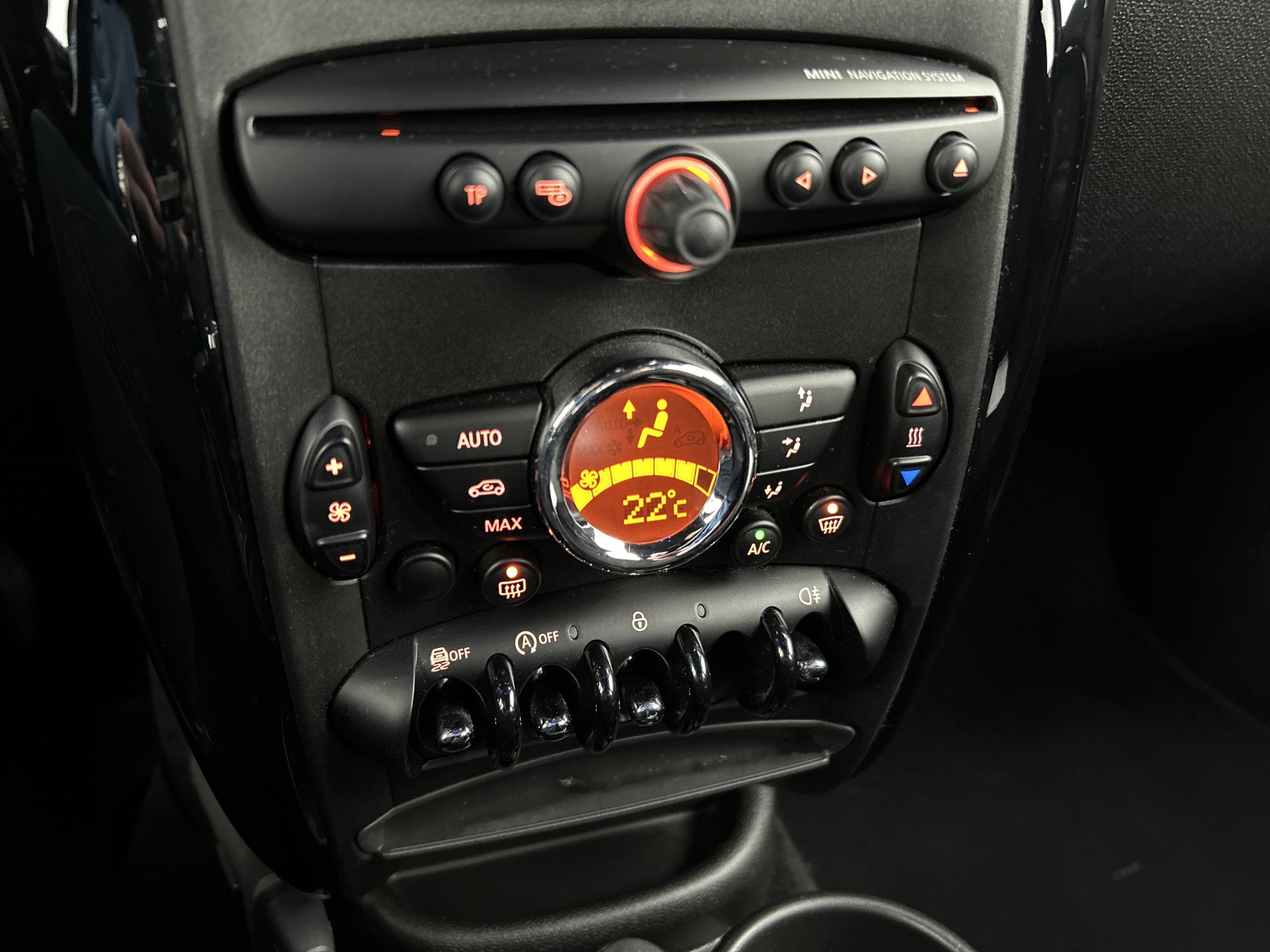 MINI Countryman Mini 1.6 Knockout Black-Edition Climate/Xenon/Park.sens/17'LMV 52529682 afbeelding 10 hexon-img:70b5a18691946714