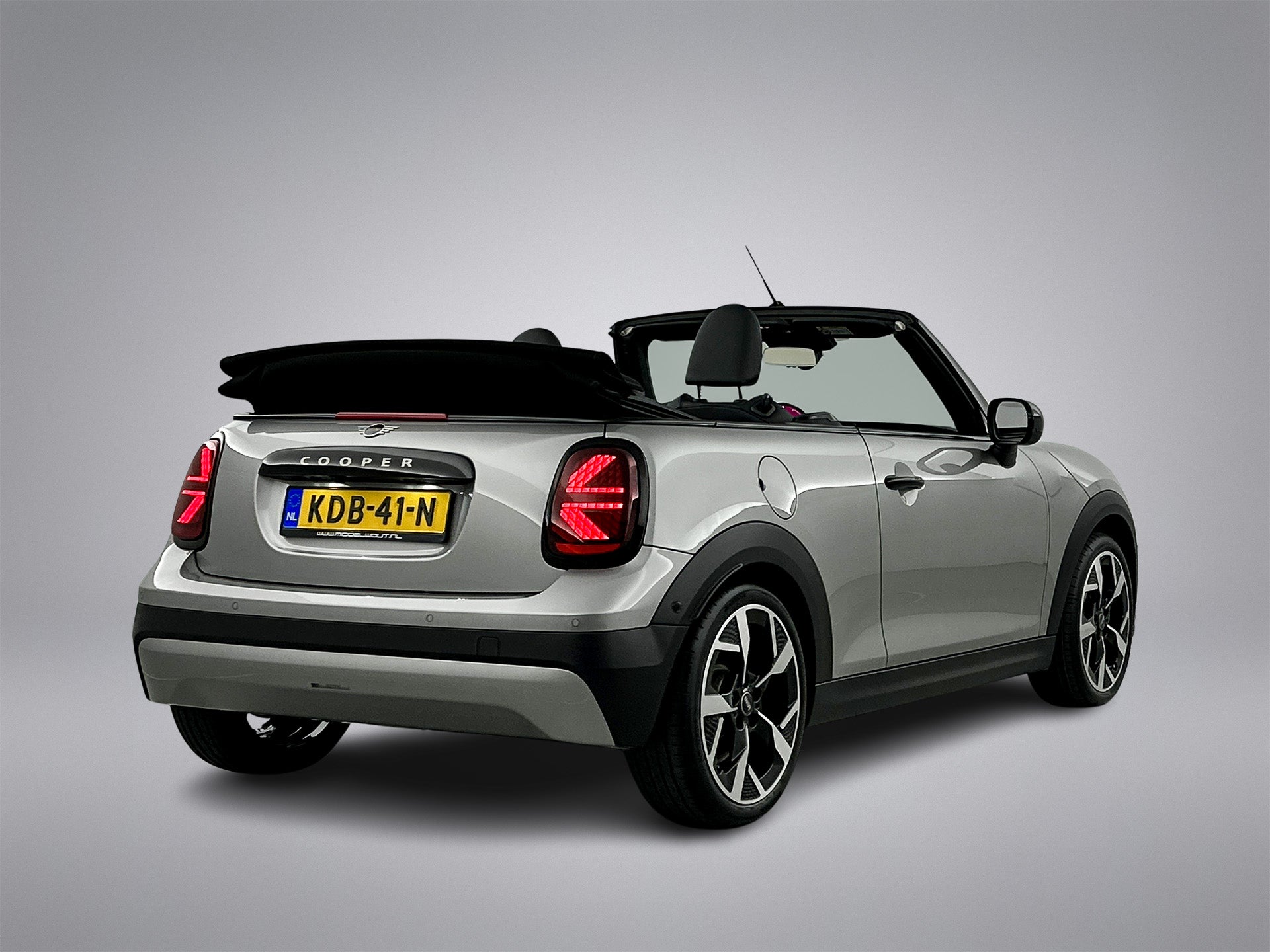 MINI Cooper Cabrio Mini 2.0 164 PK Favoured Sportstoel/Head-Up Display/18'LMV 52813610 afbeelding 37 hexon-img:98e8442dfe17fd2e