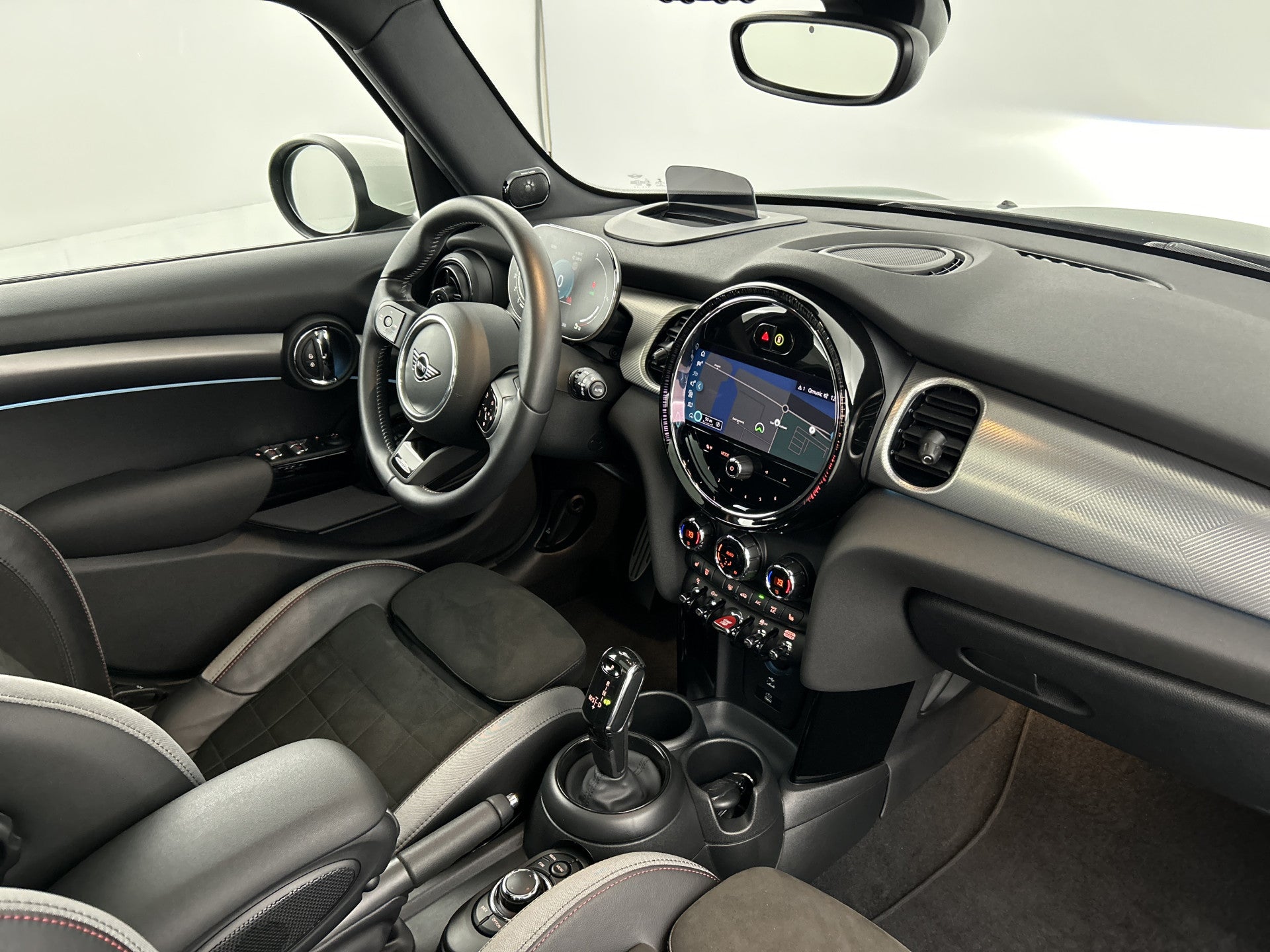 MINI Cooper Mini 2.0 John Works Pano-dak/JCW-Remm/Camera/Head-up Display 53351107 afbeelding 86 hexon-img:cc9a7ab82d4179f6