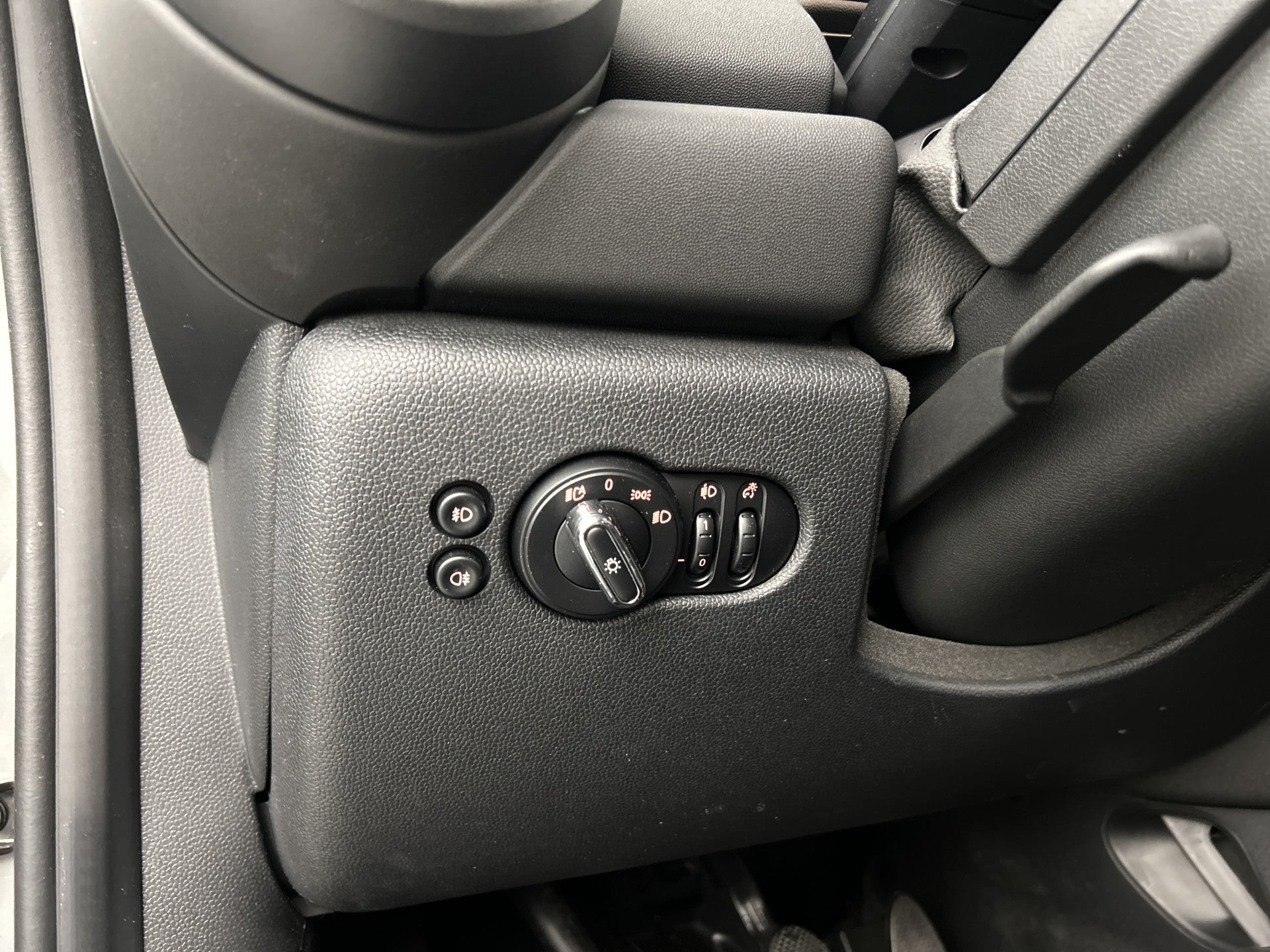 MINI 3-Deurs 1.5 Classic Facelift Digi.Dash/Carplay/Navi/Park.sens/Keyless entry 53909480 afbeelding 13 hexon-img:246d2af3ea49af36