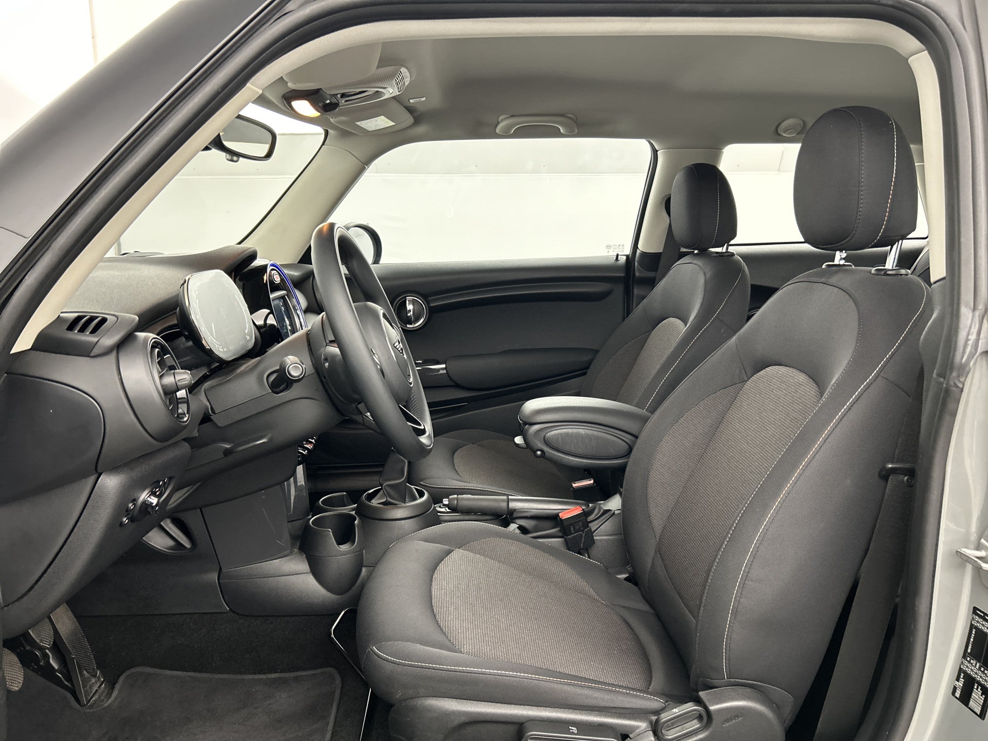 MINI 3-Deurs 1.5 Classic Facelift Digi.Dash/Carplay/Navi/Park.sens/Keyless entry 53909480 afbeelding 20 hexon-img:d8c880f324963cd6