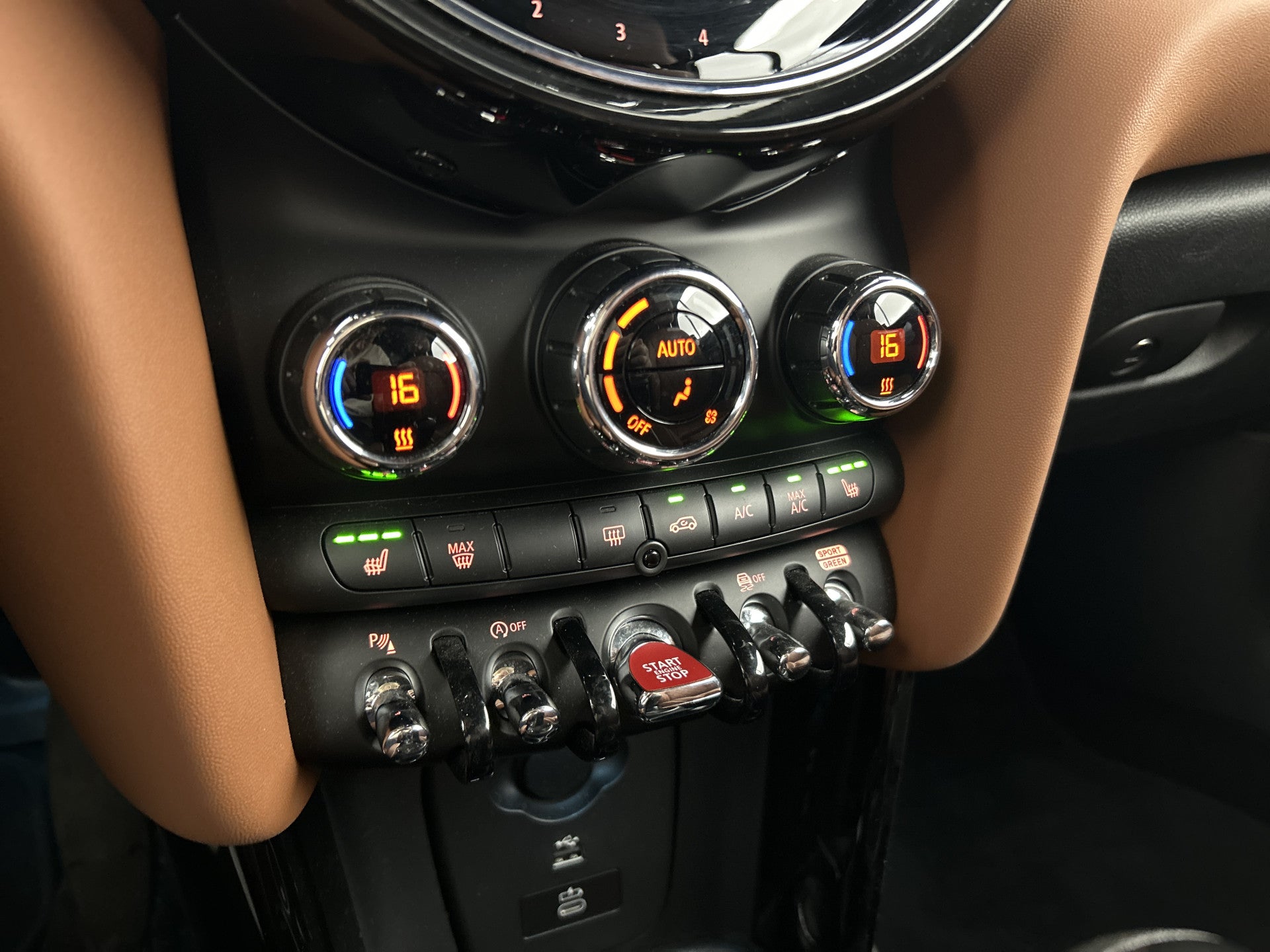 MINI Cooper Cabrio 1.5 Premium plus Leder/Head-up Display/Camera/Carplay 54233182 afbeelding 54 hexon-img:61ecbcc03260631e