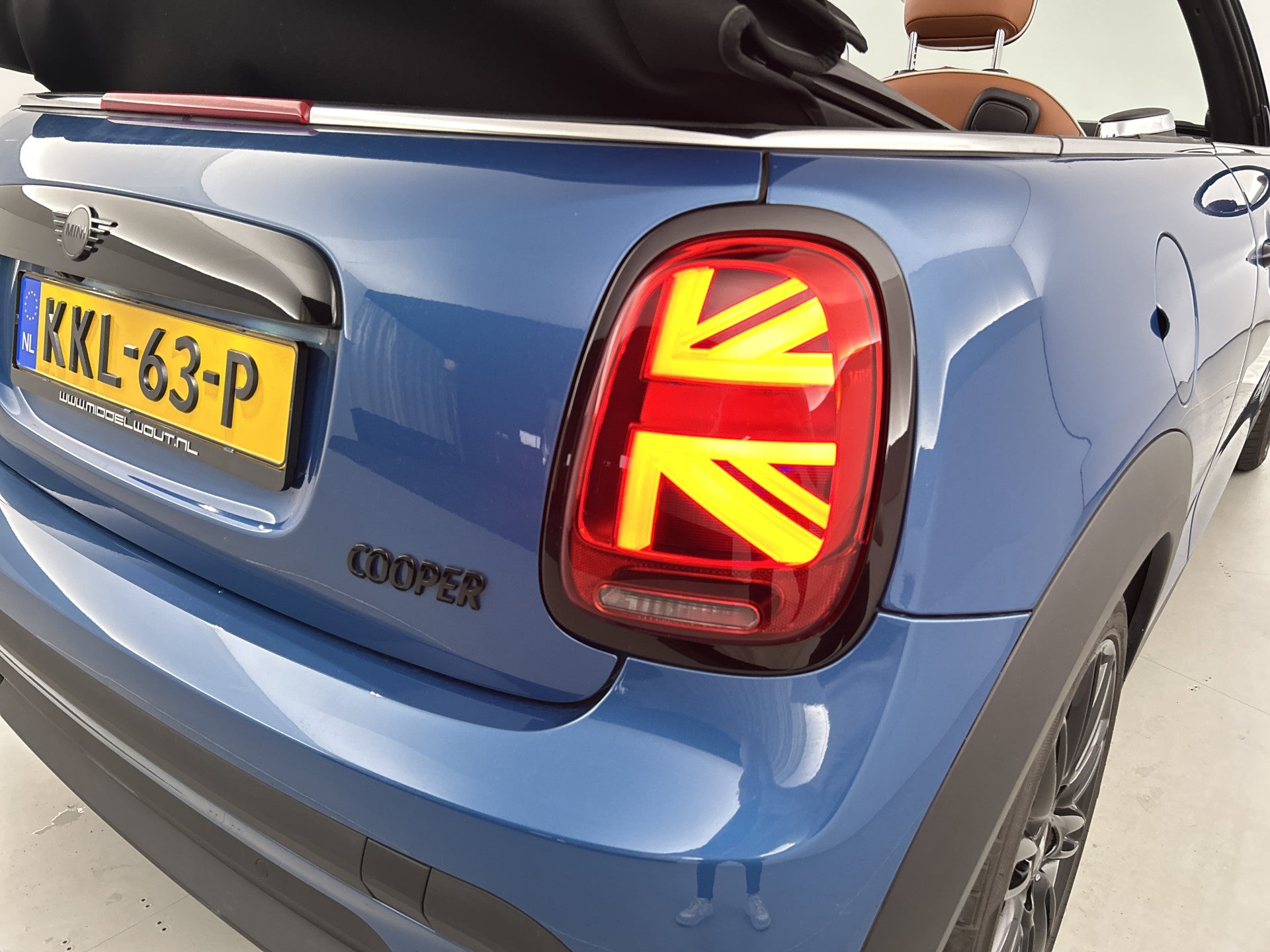 MINI Cooper Cabrio 1.5 Premium plus Leder/Head-up Display/Camera/Carplay 54233182 afbeelding 70 hexon-img:3aeee774c3f68f99