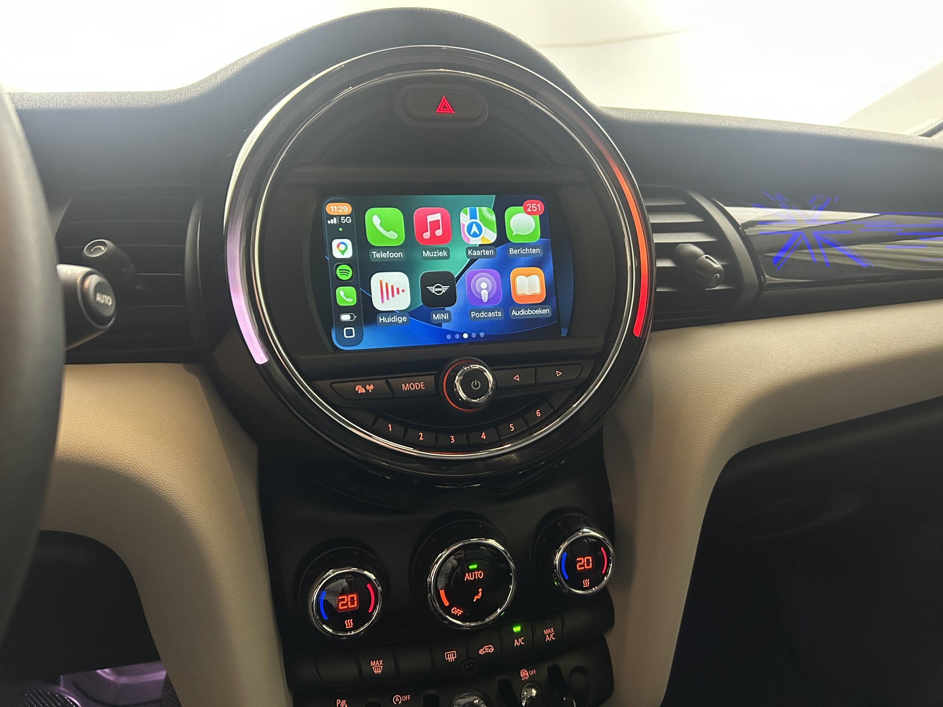 MINI Cooper 1.5 136 PK Aut. Heddon Street Ed. Pano-dak/Sportstoelen/Carplay 54513288 afbeelding 20 hexon-img:70fd4e319bb06e81