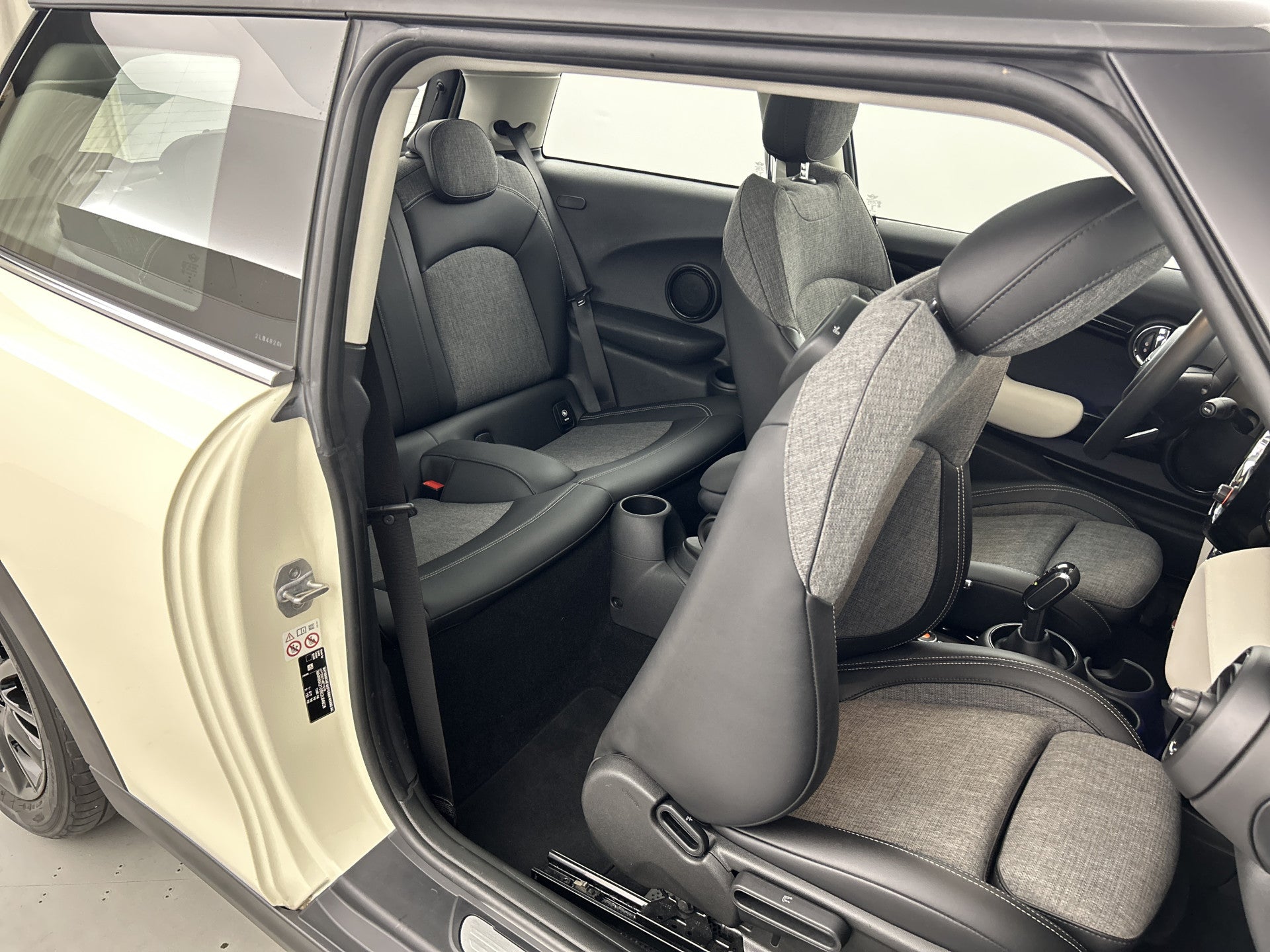 MINI Cooper 1.5 136 PK Aut. Heddon Street Ed. Pano-dak/Sportstoelen/Carplay 54513288 afbeelding 51 hexon-img:001ee4aa2446924d