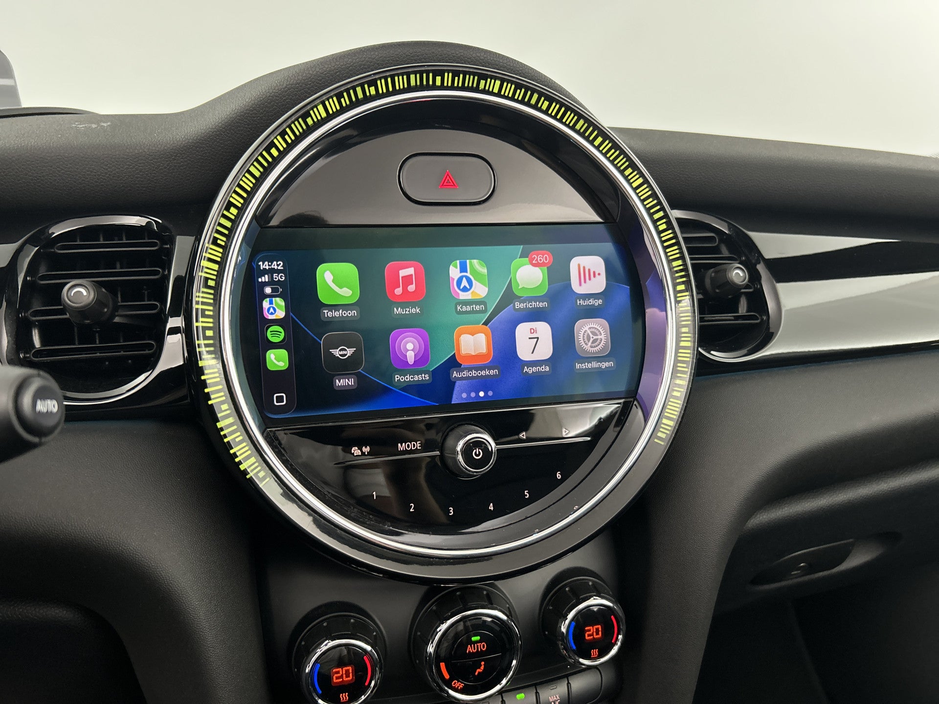 MINI Cooper Cabrio 1.5 John Works Camera/Yours-Leder/Head-Up Display/Keyless 54837066 afbeelding 44 hexon-img:7916f8beedd0187f