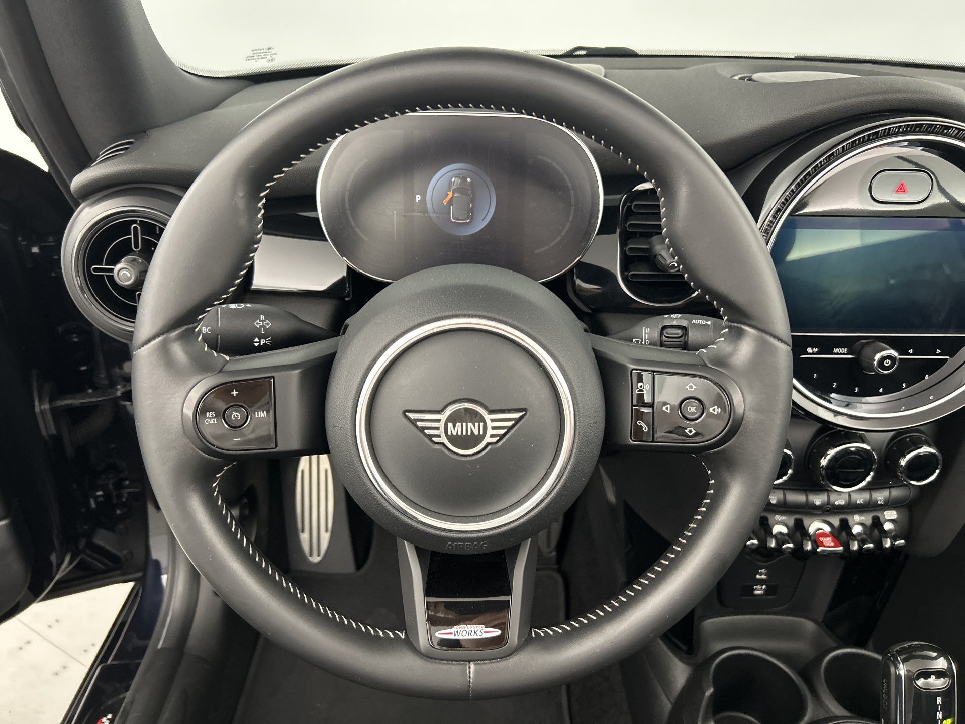 MINI Cooper Cabrio 1.5 John Works Camera/Yours-Leder/Head-Up Display/Keyless 54837066 afbeelding 49 hexon-img:8f1c2799731a0e61