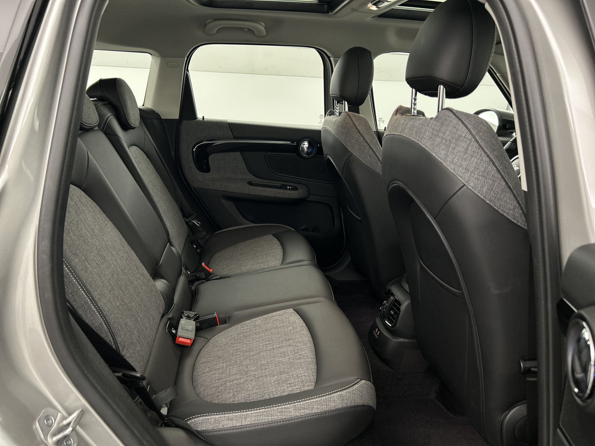 MINI Countryman Cooper S E ALL4 Premium+ Pano-dak/Full Options/Memory/Camera 55015752 afbeelding 13 hexon-img:846cba46737bc2ae