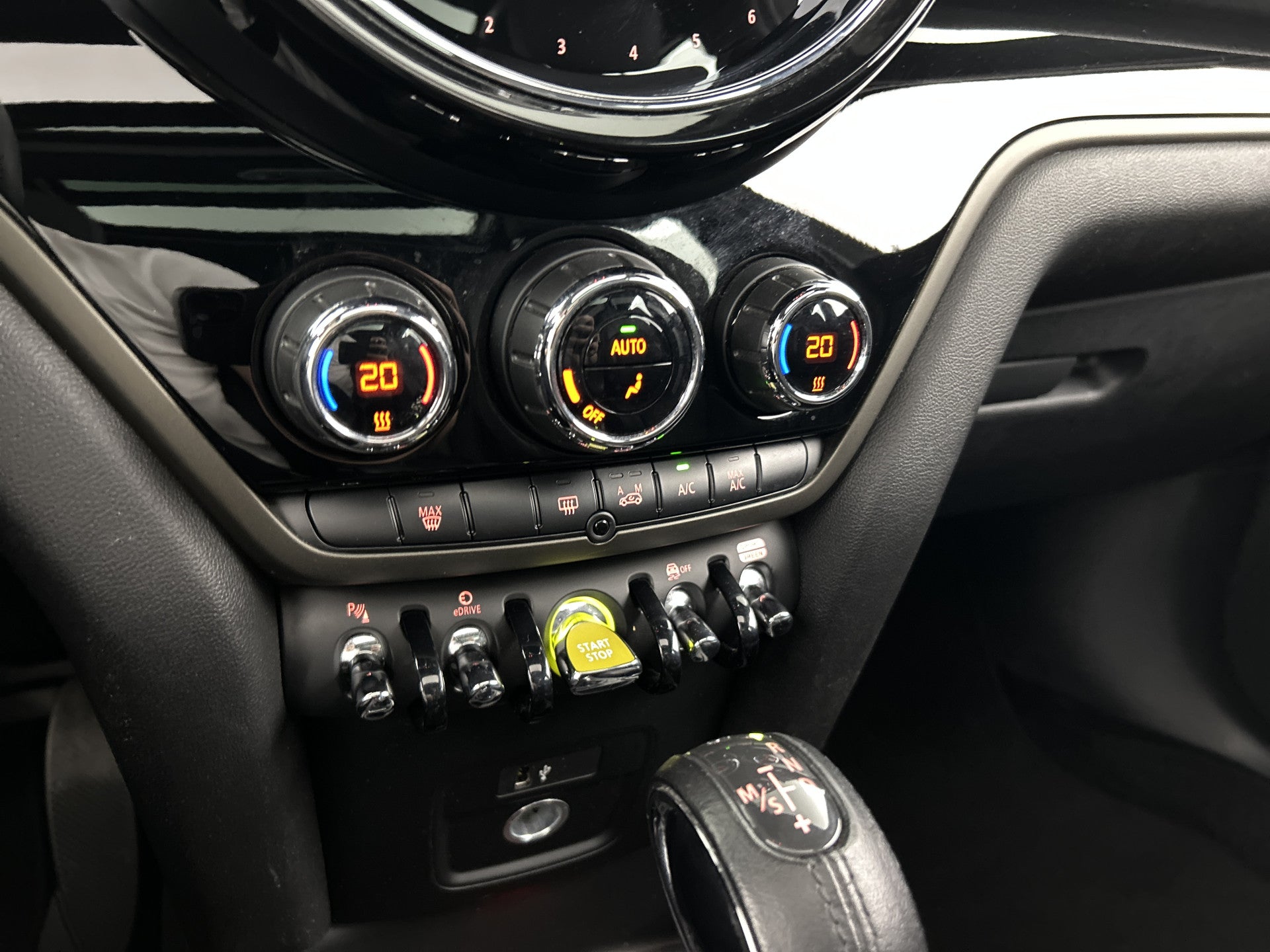 MINI Countryman Cooper SE ALL4 Northwood Pano-dak/Full Options/Camera 55108958 afbeelding 58 hexon-img:3c1af0d0d356bd0e