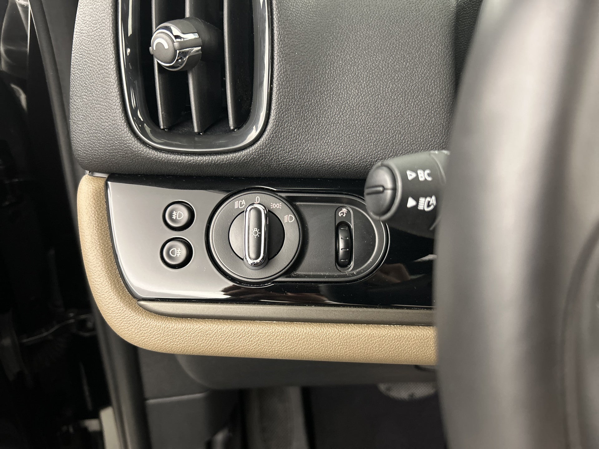 MINI Countryman 1.5 Aut. Cooper Longstone Black-Ed Pano-dak/Leder/Camera 55701120 afbeelding 32 hexon-img:31e37f14eed51cc7