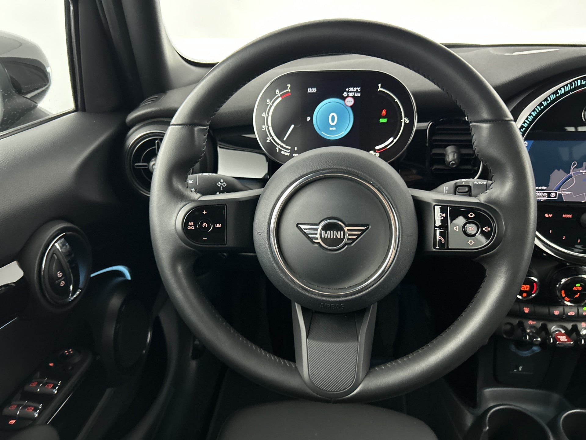 MINI 5-Deurs 1.5 Aut. Cooper Camden Black-Ed. Leder/Sportstoelen/Digi.Dashboard 56228911 afbeelding 19 hexon-img:8c6a5a82730bfa8c