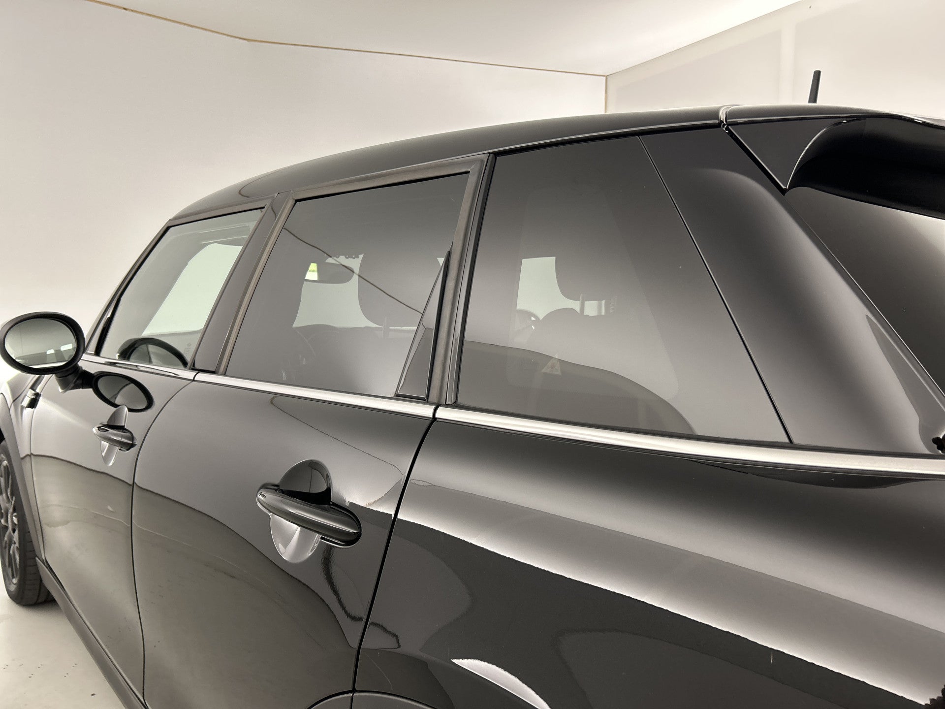 MINI 5-Deurs 1.5 Aut. Cooper Camden Black-Ed. Leder/Sportstoelen/Digi.Dashboard 56228911 afbeelding 8 hexon-img:07d43aed671e2aa8