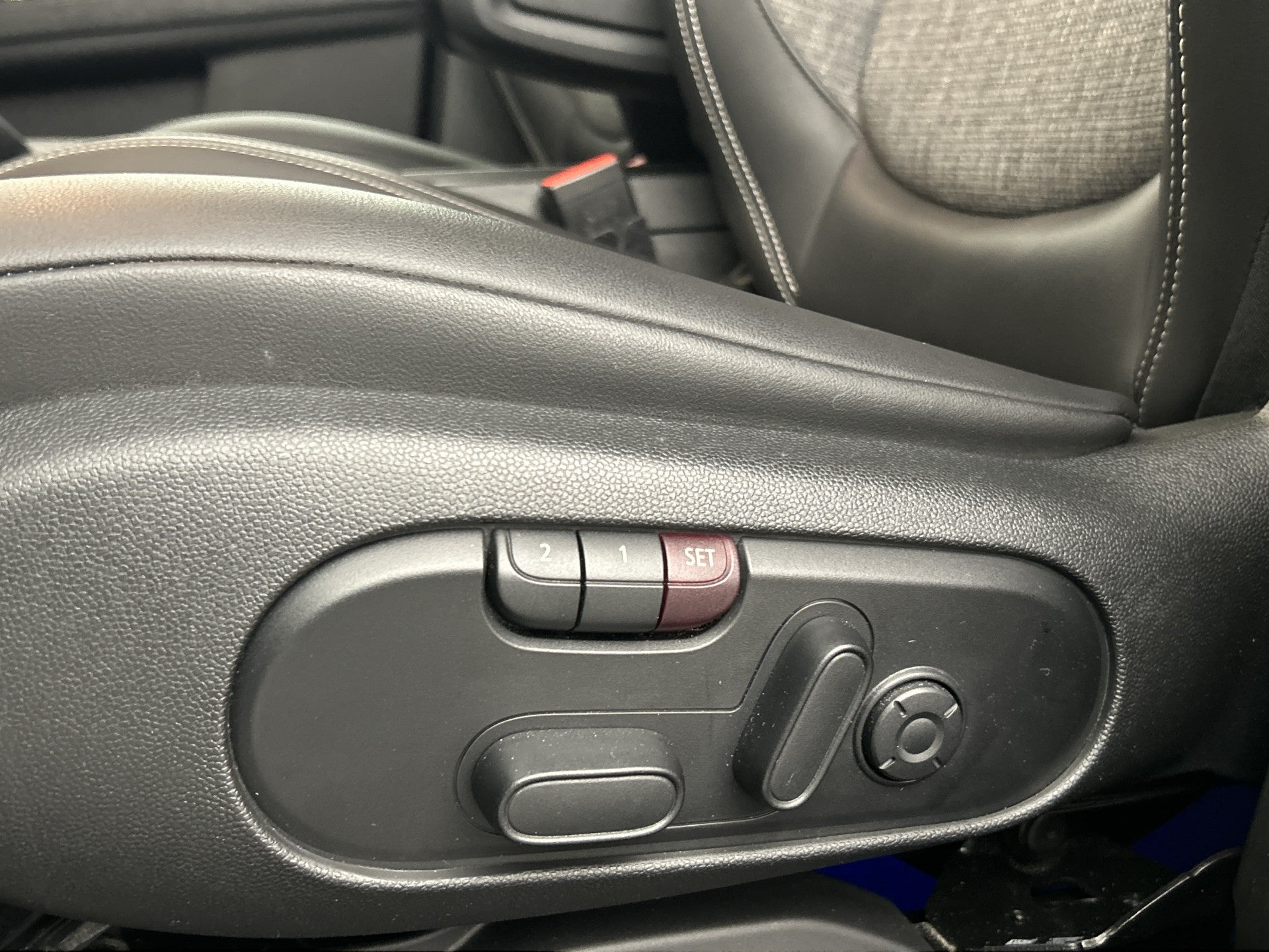 MINI Countryman Cooper SE ALL4 Premium+ Memory/Head-Up Display/Camera 56229548 afbeelding 16 hexon-img:9e8da2a99d4aea93