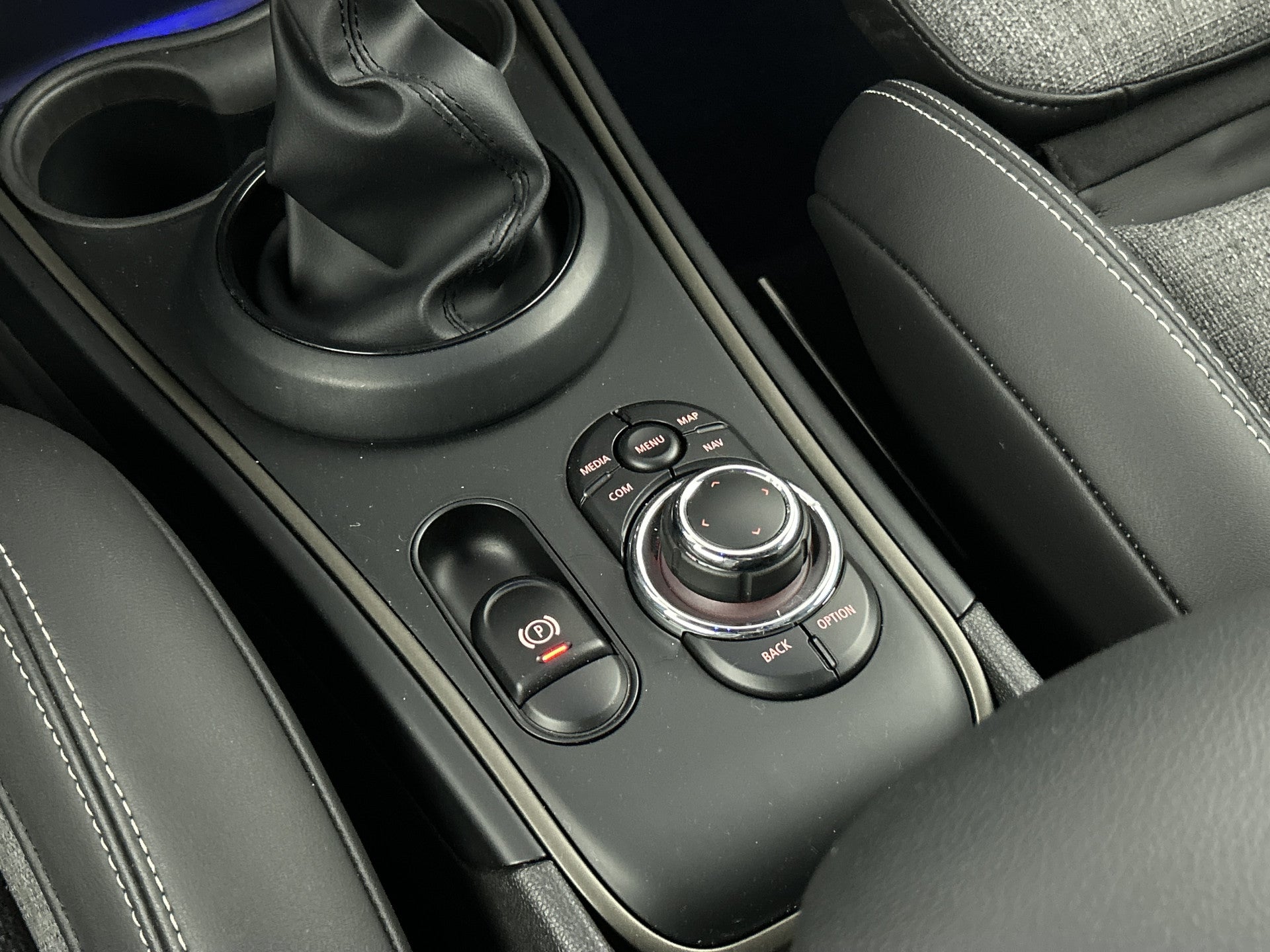 MINI Countryman Cooper SE ALL4 Premium+ Memory/Head-Up Display/Camera 56229548 afbeelding 32 hexon-img:56d179de21a71dc6