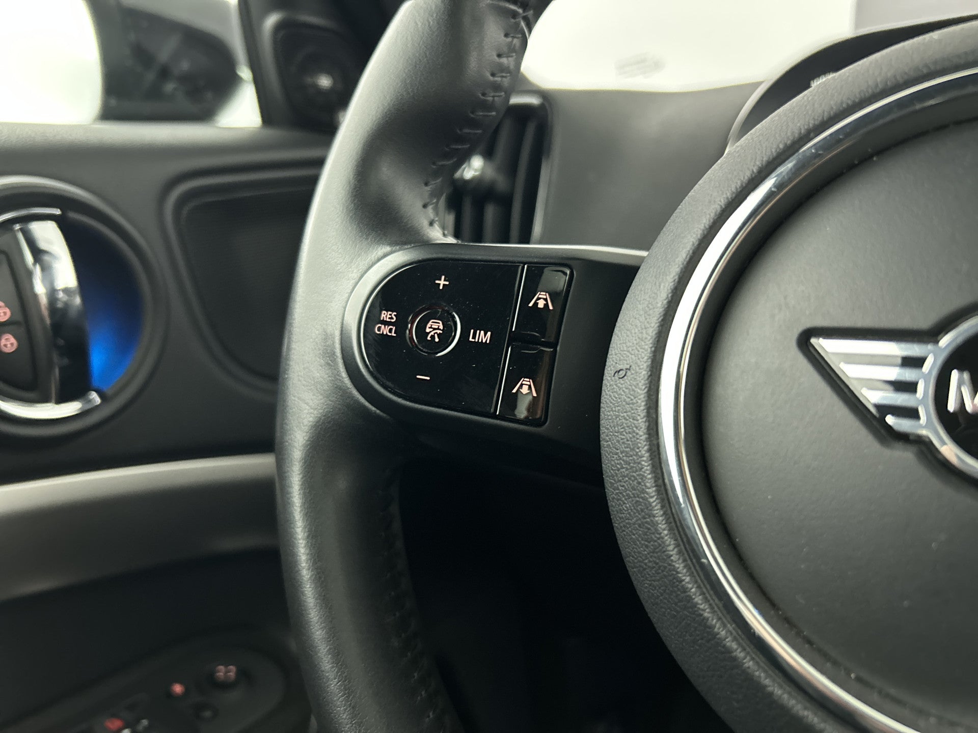 MINI Countryman Cooper SE ALL4 Premium+ Pano-dak/Full Option/Yours-Leer 56230104 afbeelding 21 hexon-img:09fb57e438553e96