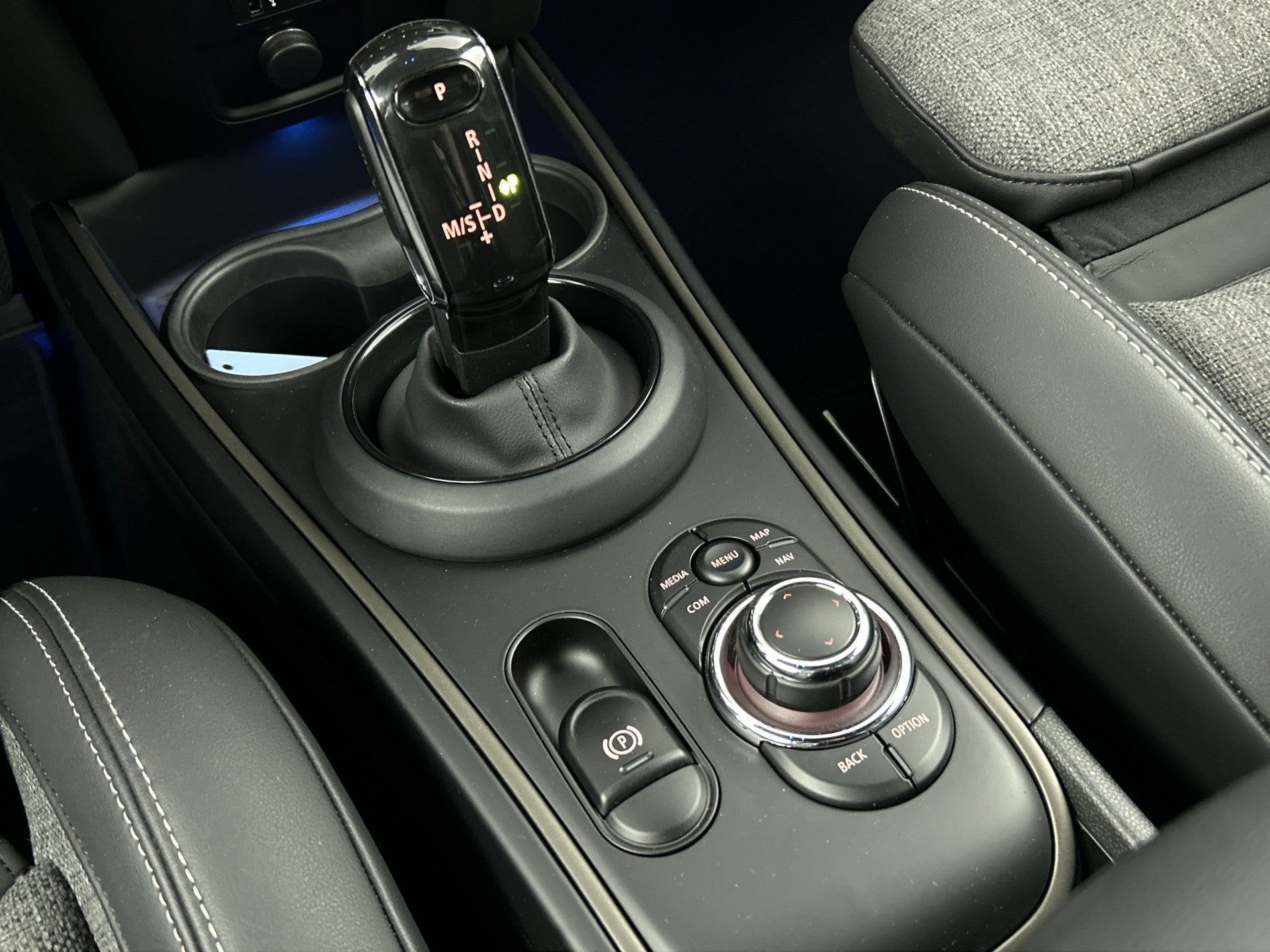 MINI Countryman 1.5 136 PK Aut. Cooper Business Edition. Sportstoelen/Camera 56575838 afbeelding 17 hexon-img:c715249f88856852
