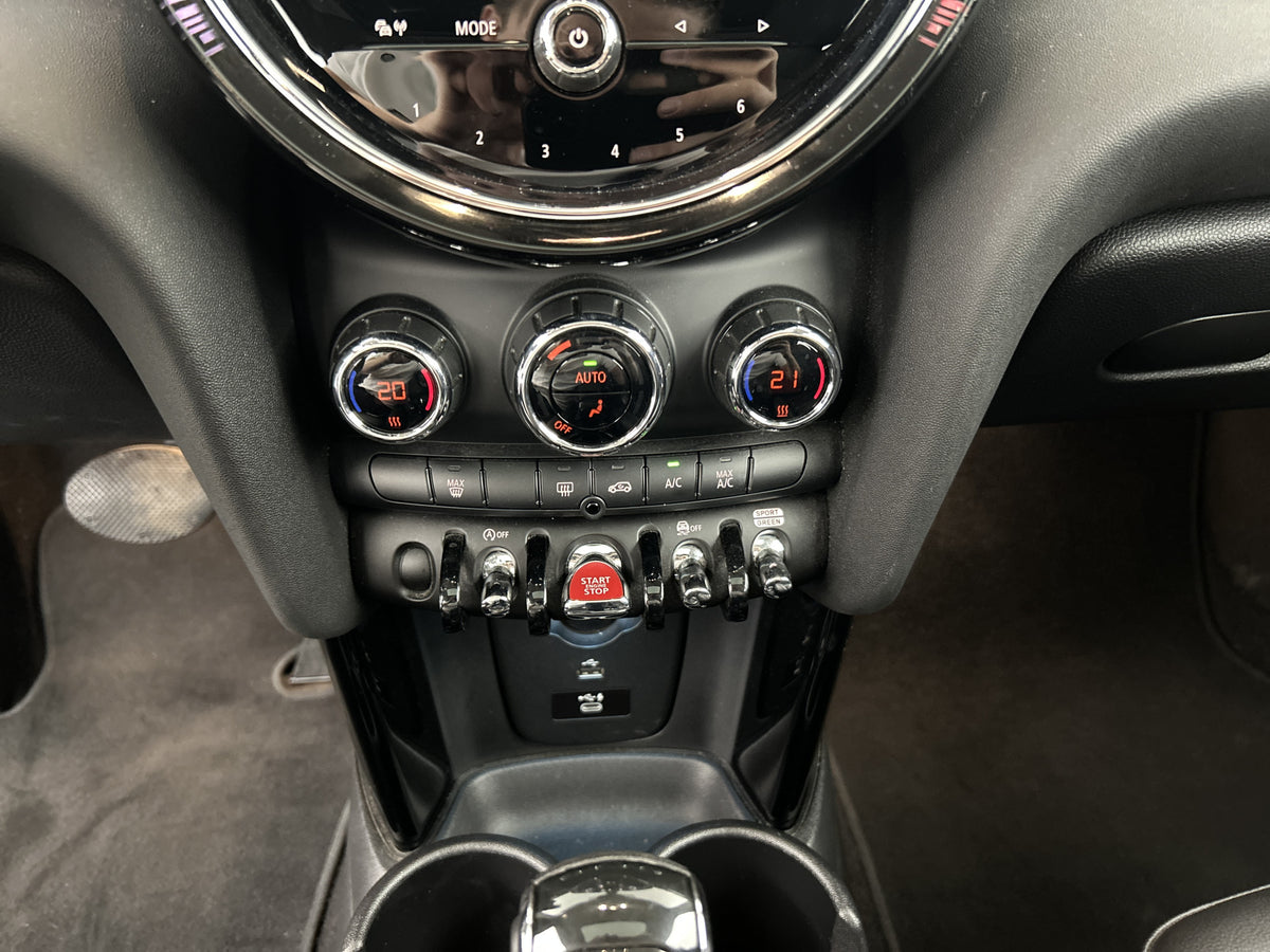 MINI 5-Deurs 1.5 Cooper Camden /Pano/Leder/Carplay/Cruise control 56632500 afbeelding 23 hexon-img:6dc35b4aad4d1b9d