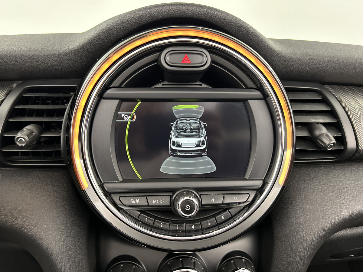 MINI Cooper Cabrio 1.5 PDC V+A/Stoelverwarming/Navi/LMV 56792563 afbeelding 20 hexon-img:e117f37514875945