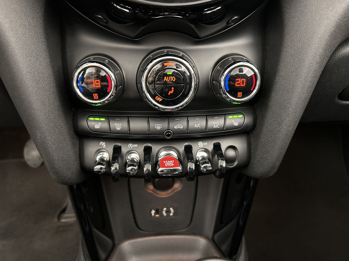 MINI Cooper Cabrio 1.5 PDC V+A/Stoelverwarming/Navi/LMV 56792563 afbeelding 23 hexon-img:e56c18bd438220c9