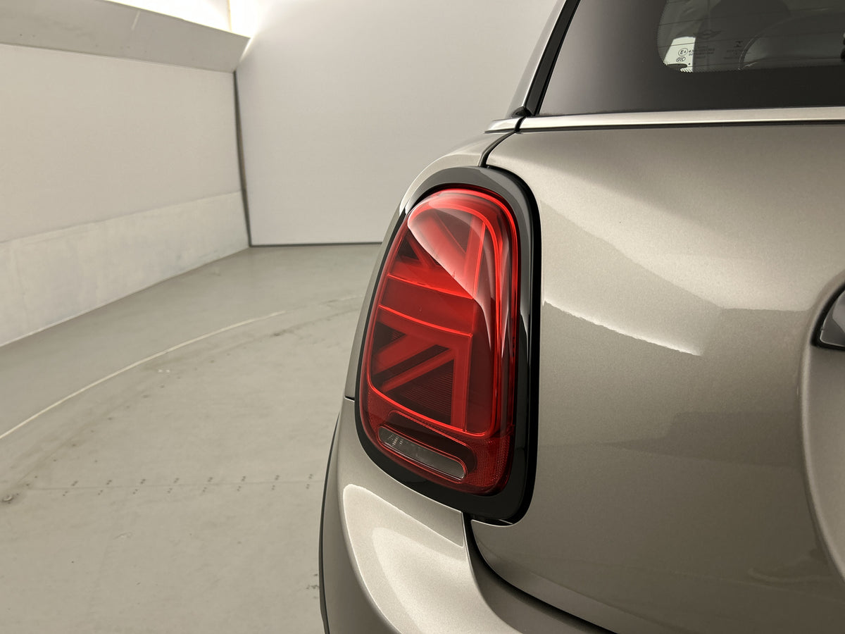 MINI 3-Deurs 1.5 Cooper Greenwich ED. Panodak/carplay/yours leer/cruise control 56871161 afbeelding 4 hexon-img:4af1d1e32fc30d60