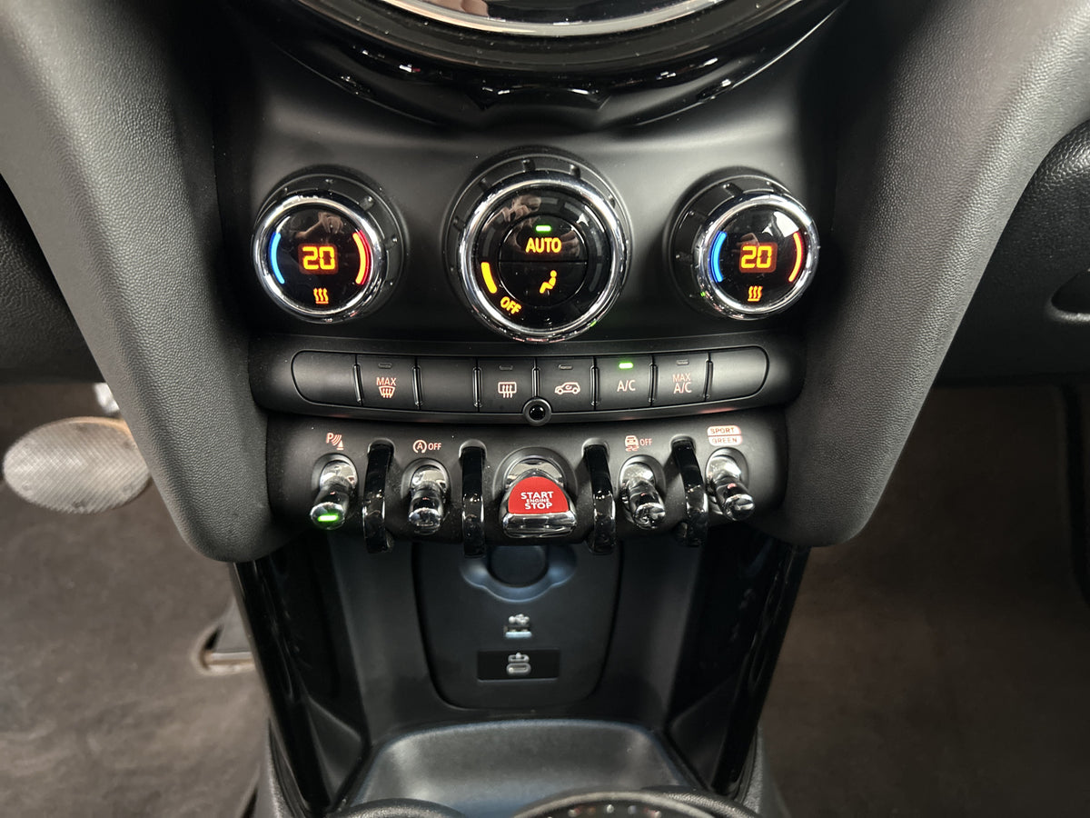 MINI Cooper 1.5 Aut. Camden Edition Leder/Sportstoelen Climate Carplay Piano-Pack 57499909 afbeelding 21 hexon-img:b1b48cfbbe8b135c