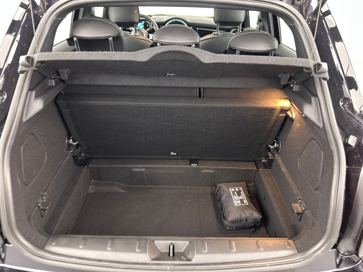 MINI 5-Deurs 1.5 Cooper MINI Yours Pano-dak/Leder/Camera/Head-Up Display 57800915 afbeelding 37 hexon-img:d380e3e156652dfd